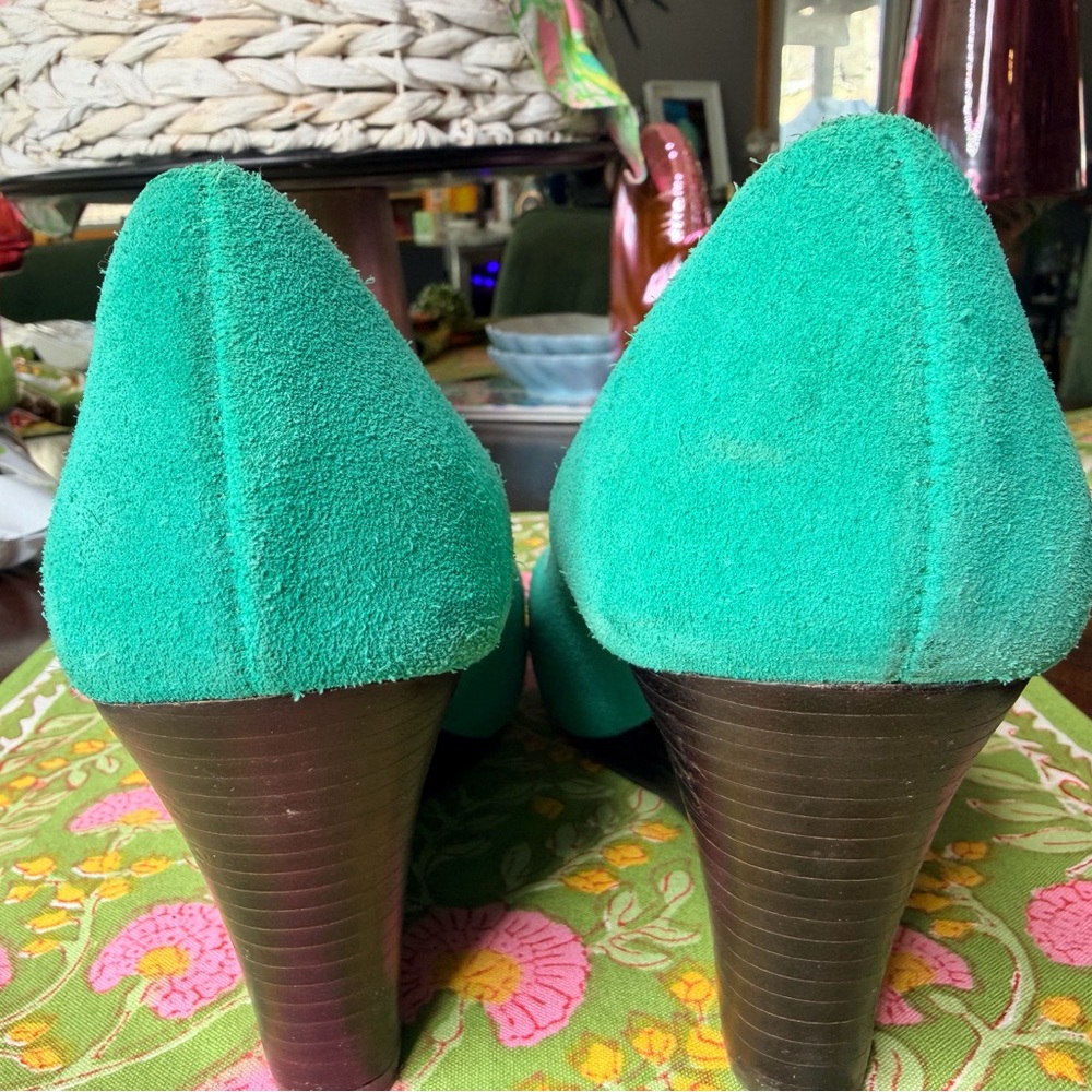 Lilly Pulitzer Resort Chic Jewel Green Suede Wedge Peep Toe 9 - Picture 5 of 6